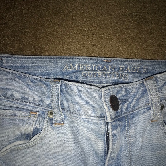 Light Wash Ripped Jeans - Picture 2 of 3